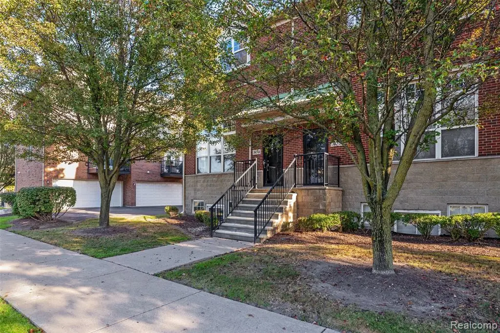 304 E Palmer, Detroit, MI  - Image #1