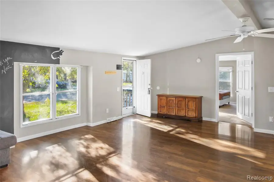 85 Oak Ridge, Monroe, MI  - Image #2