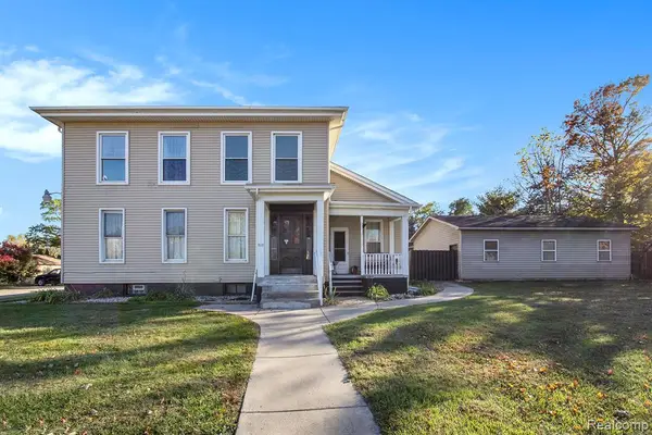512 E Main, Pinckney, MI 