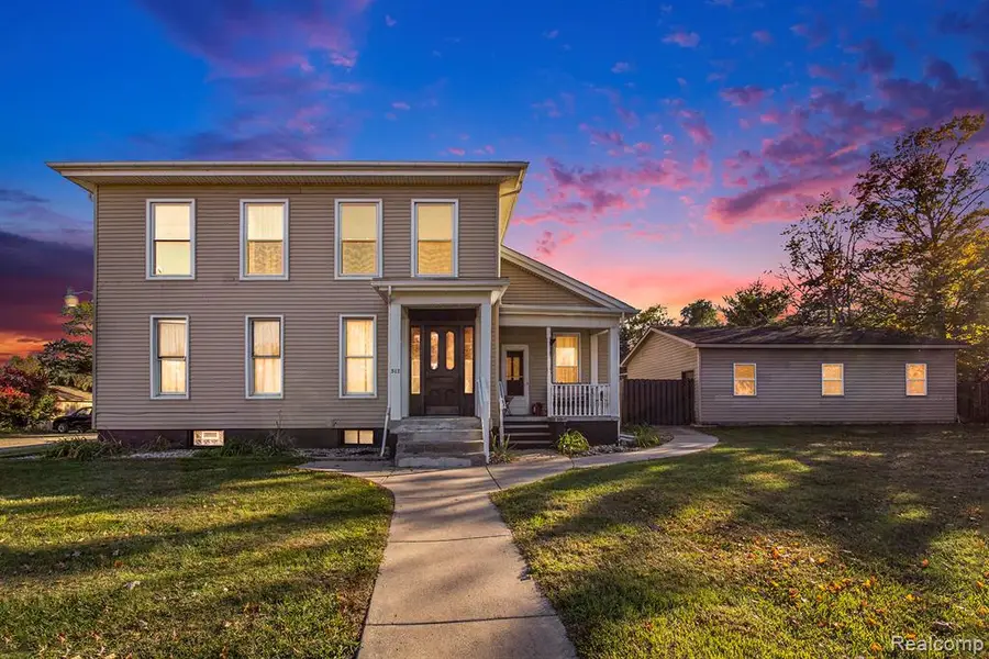512 E Main, Pinckney, MI 48169 - #2
