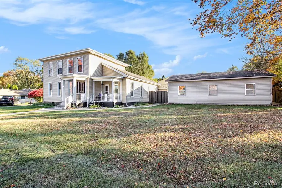 512 E Main, Pinckney, MI 48169 - #3