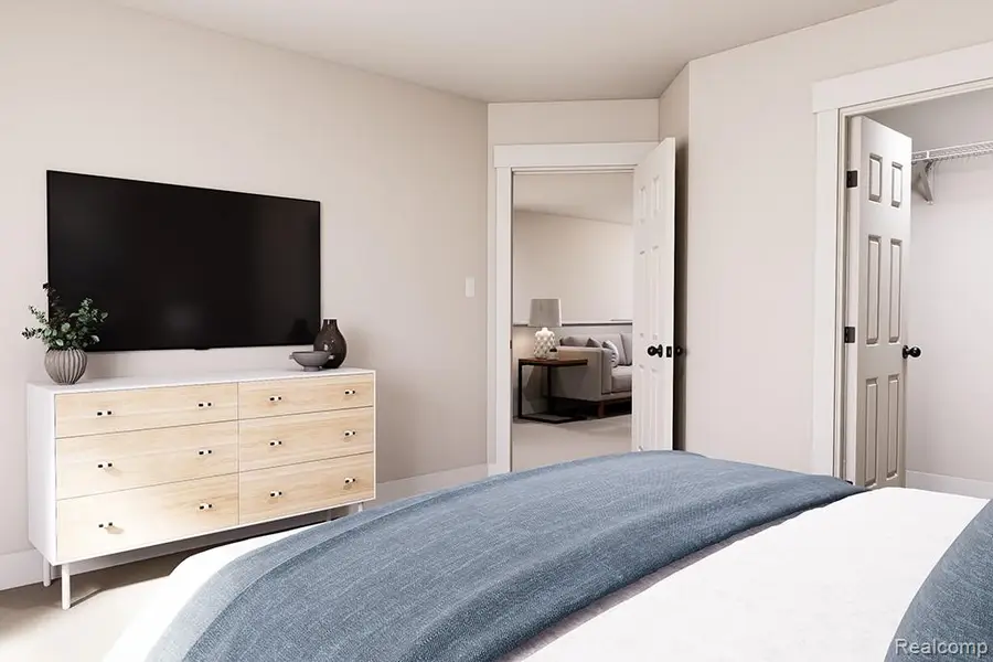 54325 Grand, Shelby Charter Township, MI 48316 - Image #2