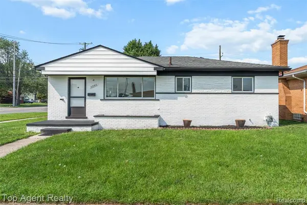 25782 Dover, Redford, MI 