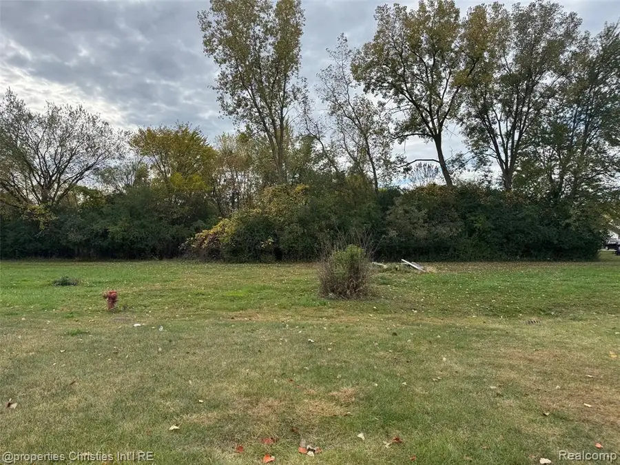 14907 Taylor, Livonia, MI 48154 - Image #3