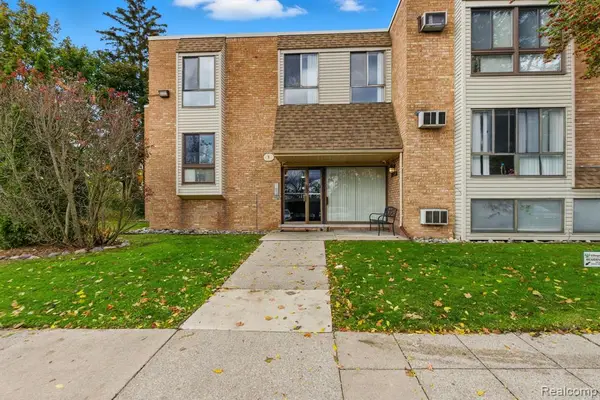 28418 W 8 Mile #C1, Farmington Hills, MI 