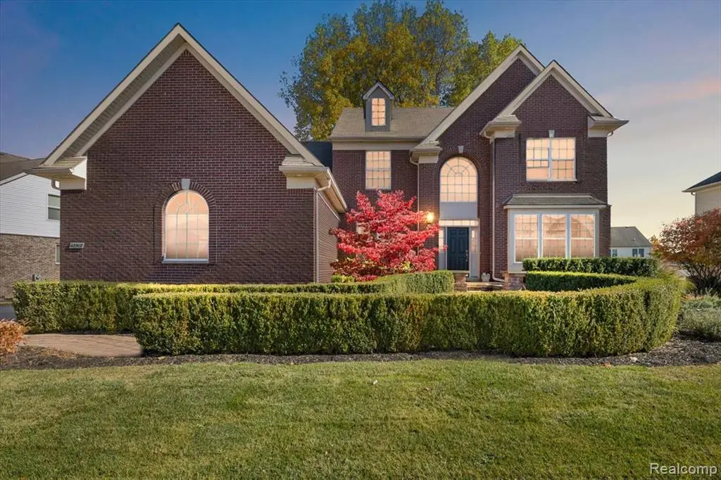 42512 Beechwood, Sterling Heights, MI  - Image #1