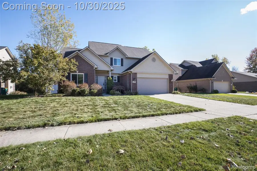 24098 Konarska, Flat Rock, MI  - Image #2