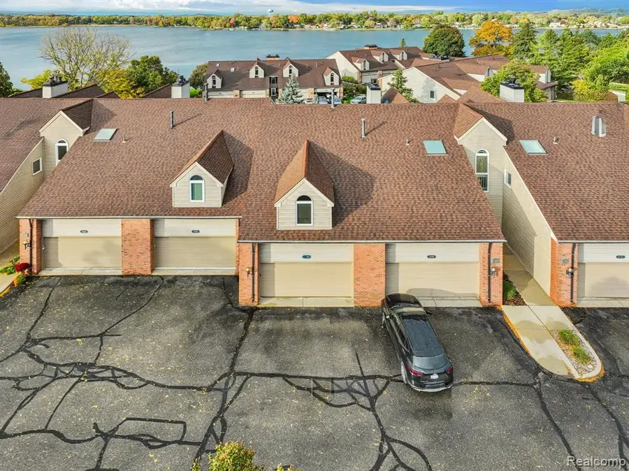 3388 Loon Lake, Waterford, MI  - Image #2