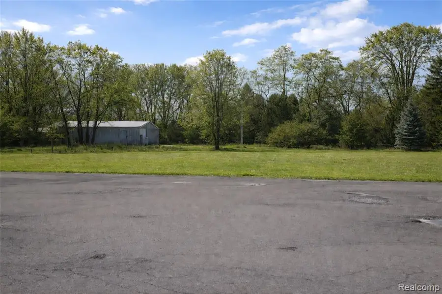 725 W Grand River, Okemos, MI 48864 - #2