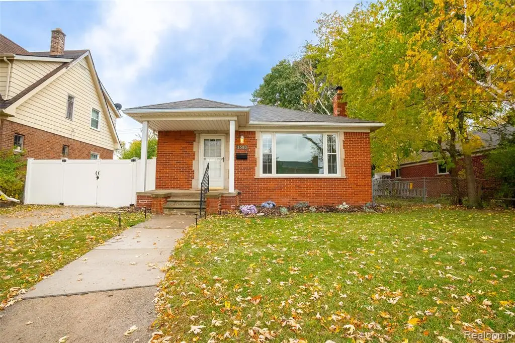 1583 Riverbank, Lincoln Park, MI  - #1