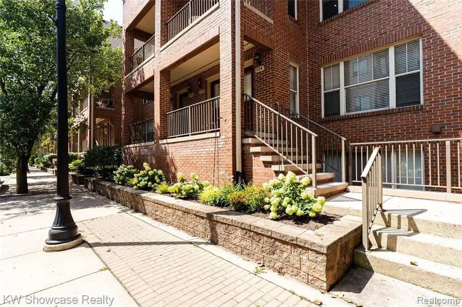 138 Tiffany, Royal Oak, MI  - Image #2