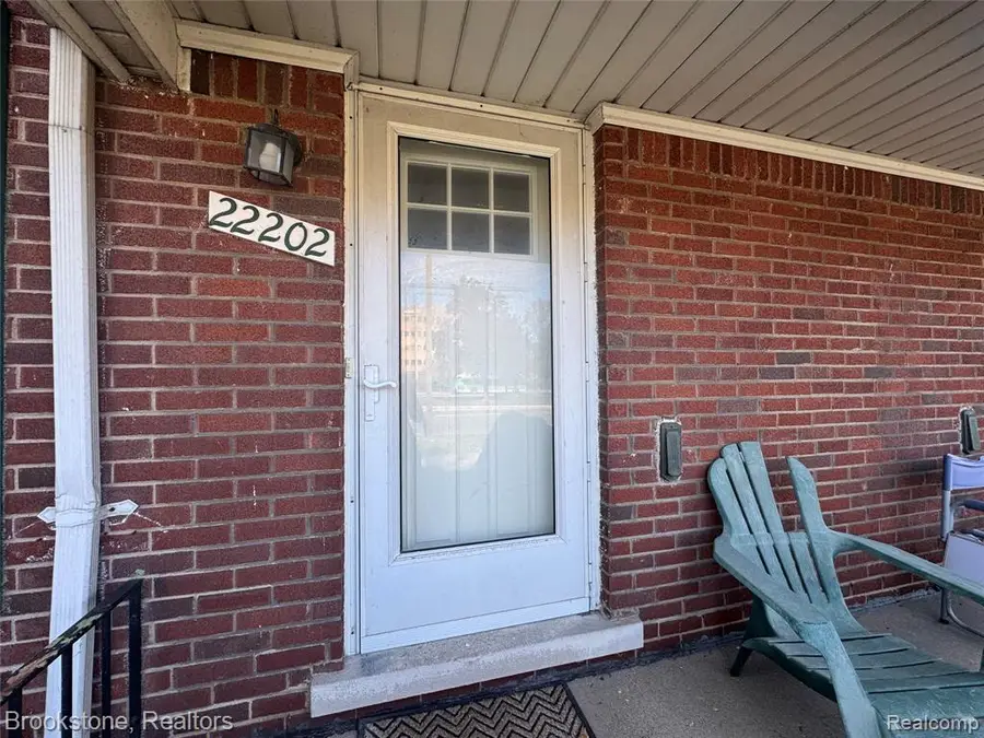 22200-22202 Moross, Grosse Pointe, MI  - Image #2