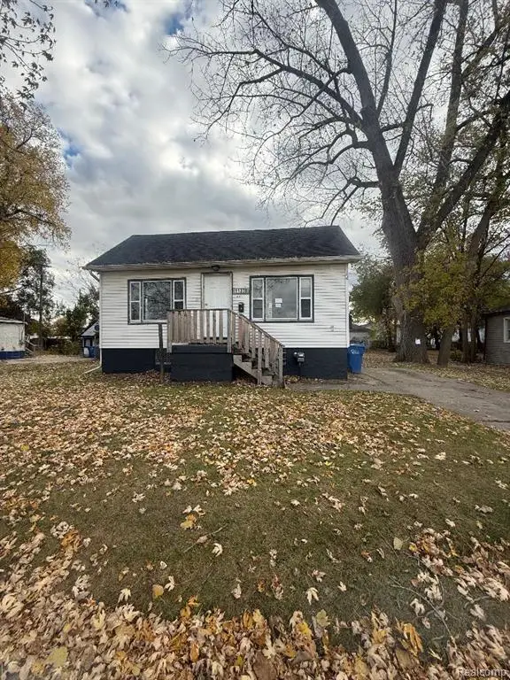 11388 Jackson, Warren, MI 