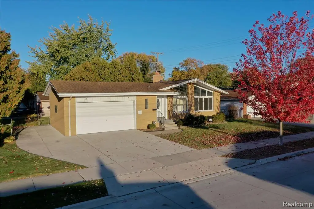 23005 Malvern, Saint Clair Shores, MI 48080 - #1