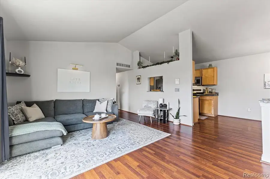 13886 Watersway, Gibraltar, MI  - Image #2