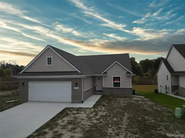 2422 Waterford, Davison, MI 