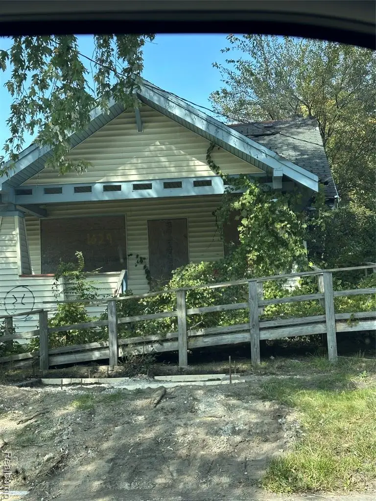 1629 New York, Flint, MI 48506 - #2