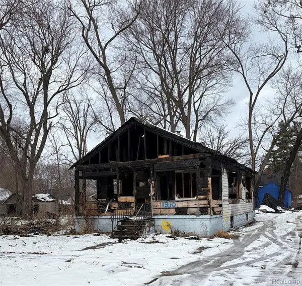 1310 Huron, Flint, MI 