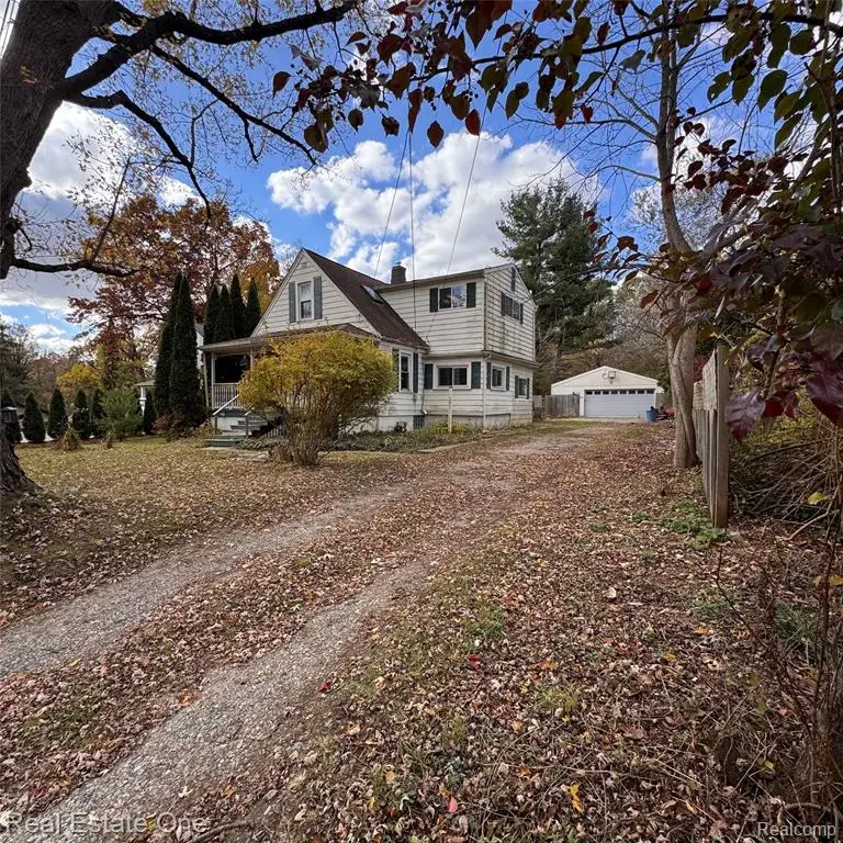 388 Norland, Lake Orion, MI  - Image #2