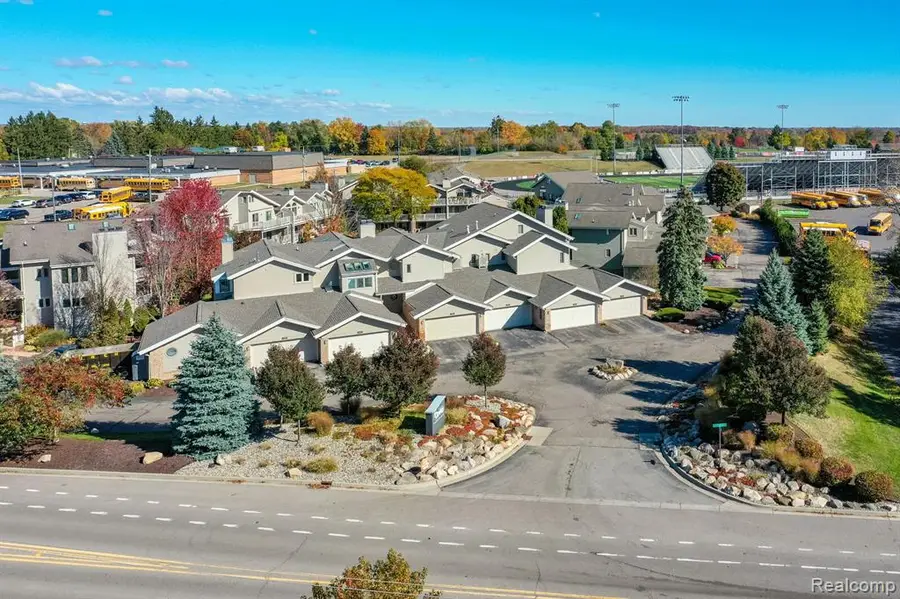 21106 Boulder #101, Northville, MI  - Image #3