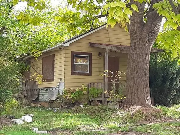 911 Hughes, Flint, MI 48503