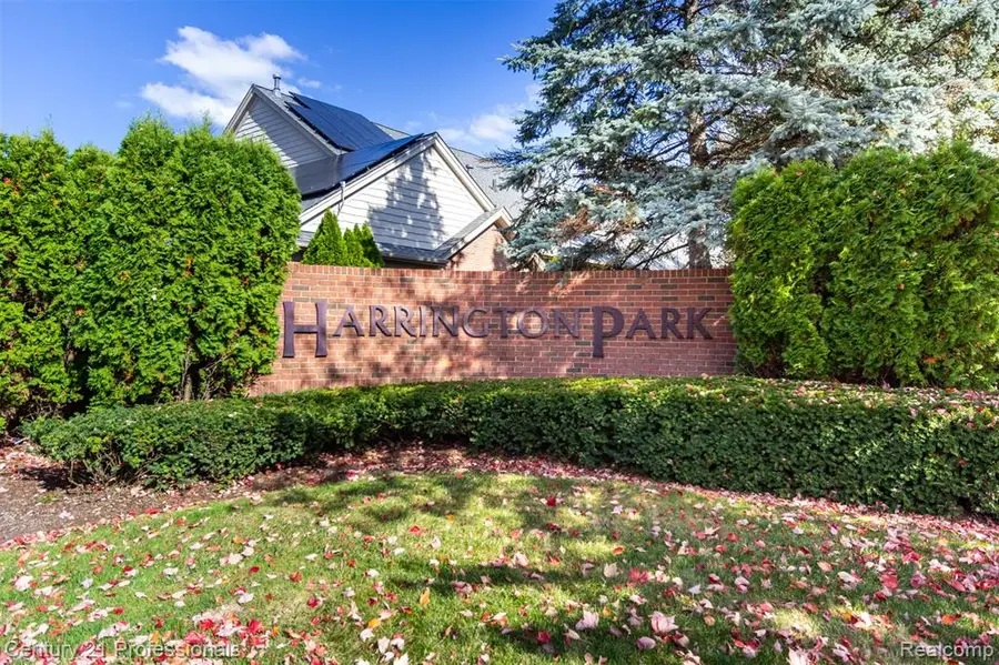 207 Harrington, Troy, MI  - Image #3