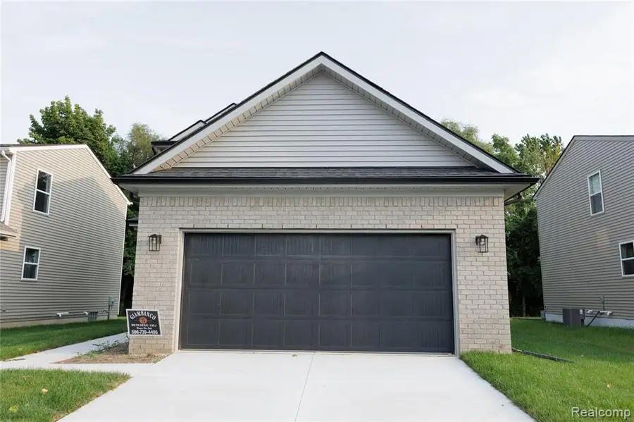 23207 Dale Allen, Clinton Township, MI 48035 - #2