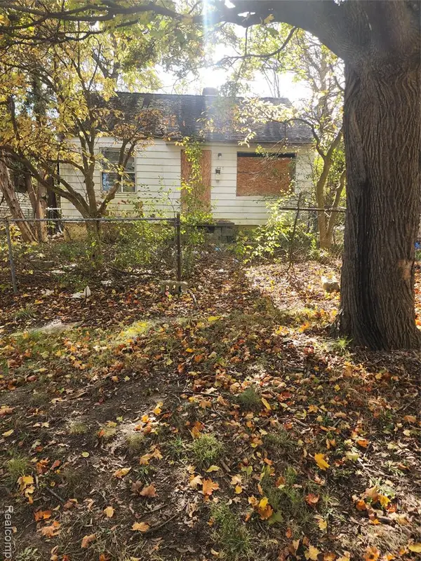 350 E Mott, Flint, MI 