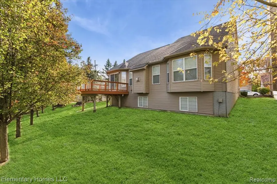 1247 Windsong, Waterford, MI  - Image #2