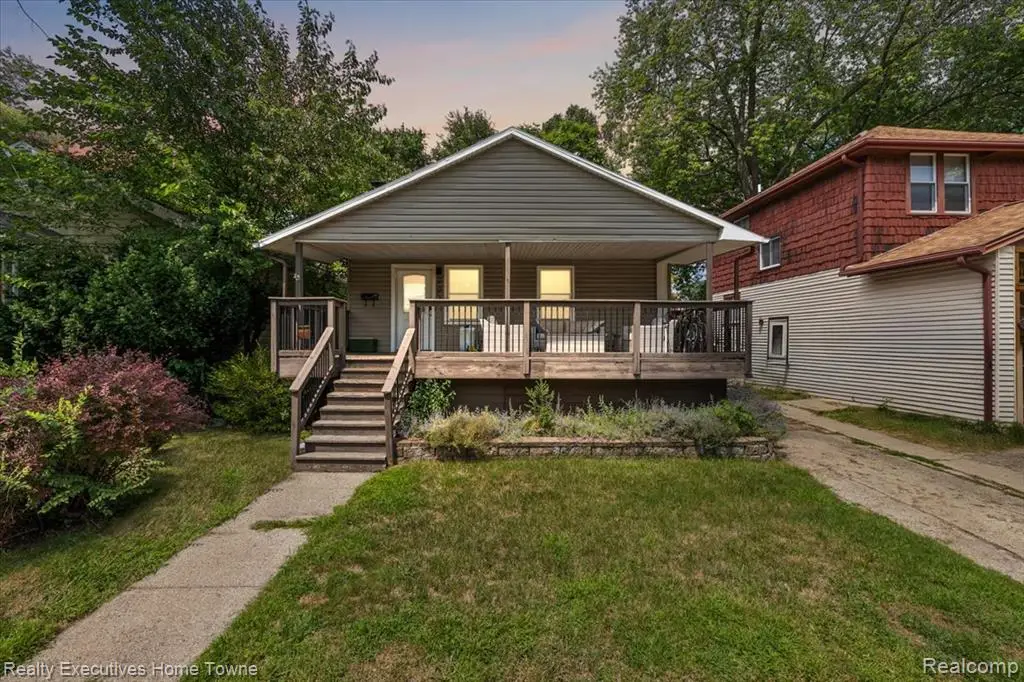 203 E Lewiston, Ferndale, MI  - #1