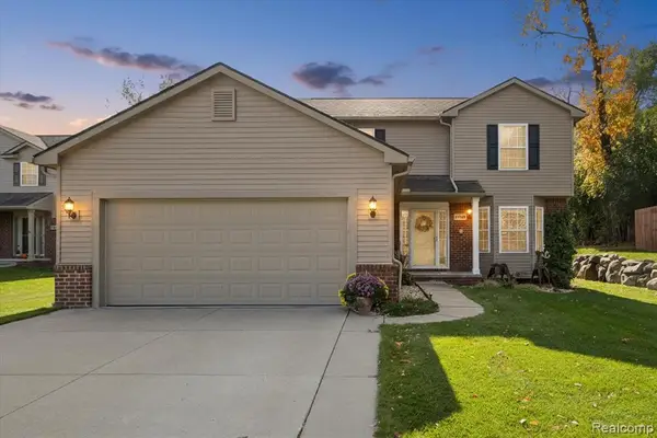 7799 Rampart, Waterford, MI 