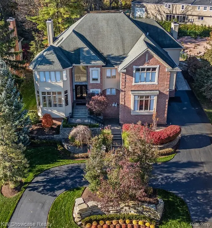 6608 Minnow Pond, West Bloomfield, MI  - Image #1