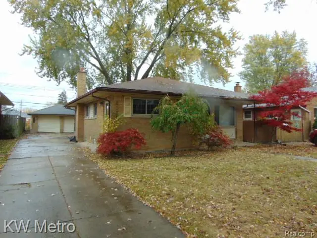 21633 Winshall, Saint Clair Shores, MI  - #2