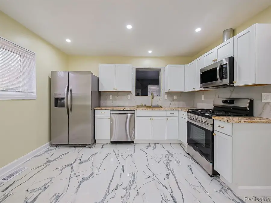 28405 Stuart, Southfield, MI  - #3