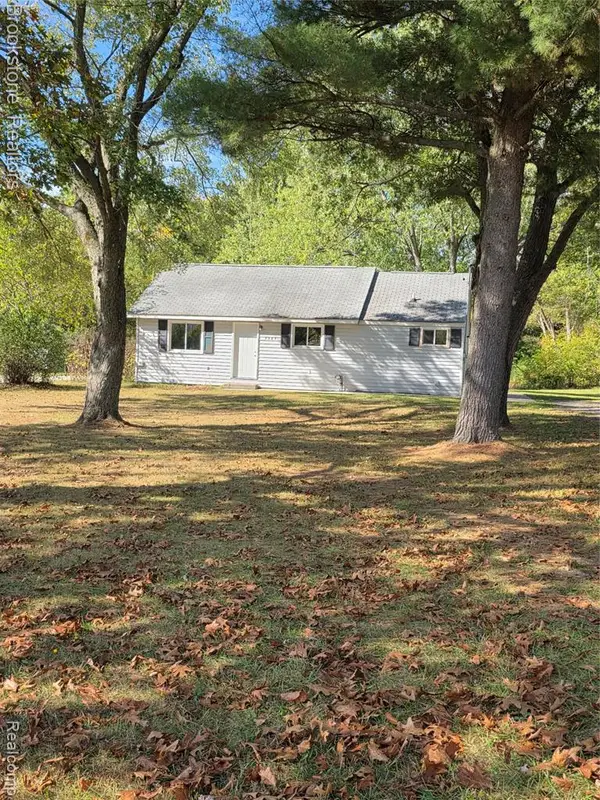 7385 N Lewis, Mount Morris, MI 