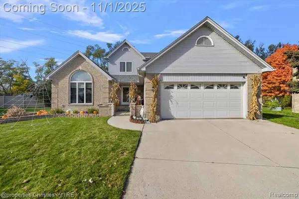 932 River, Wyandotte, MI 