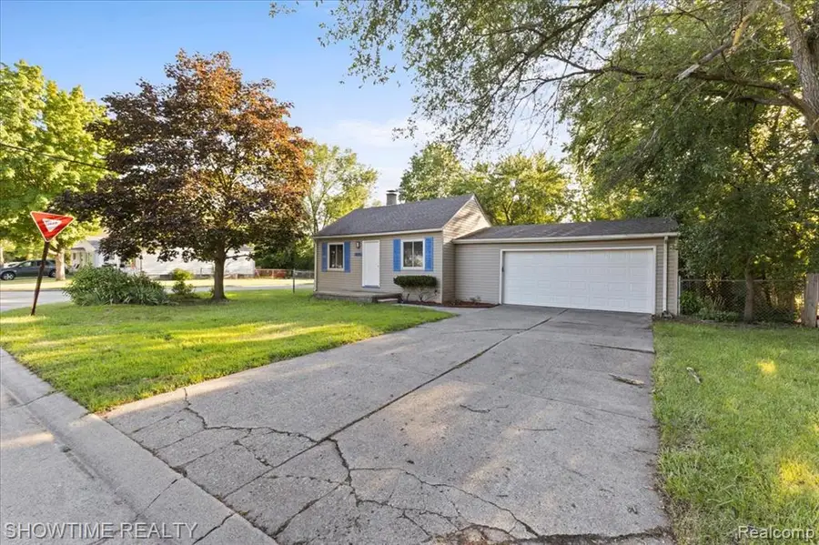 22601 Purdue, Farmington, MI  - Image #3