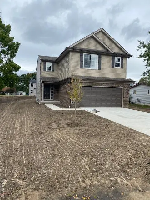 21600 Elmway Drive, Clinton Township, MI 48035