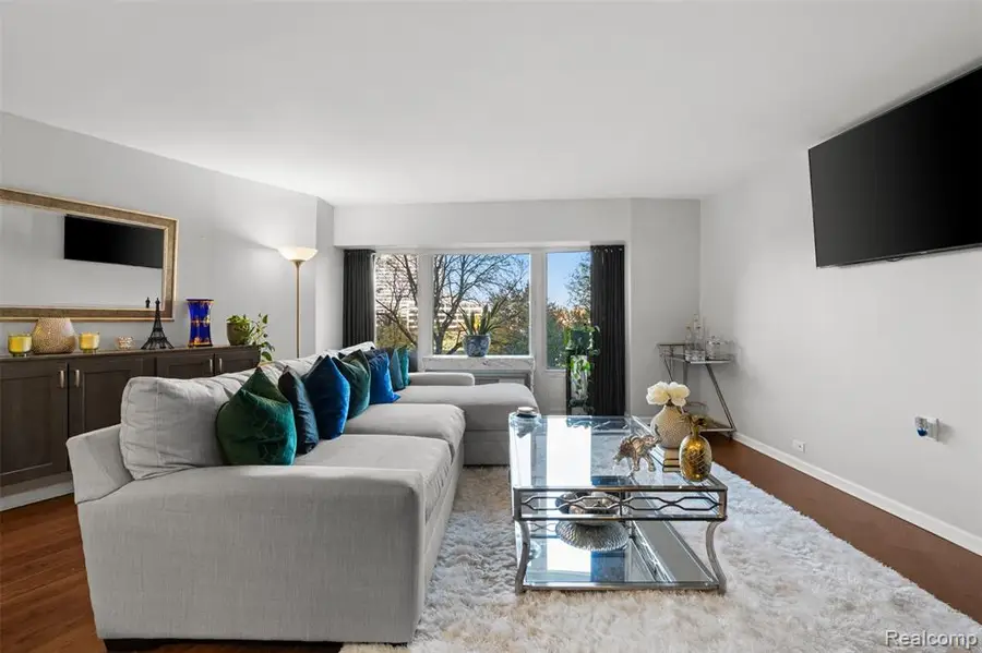 5000 Town Center #306, Southfield, MI  - Image #3