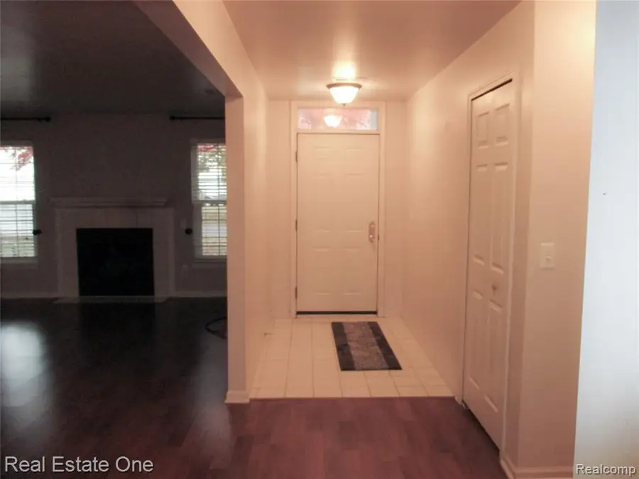 44982 Marigold, Sterling Heights, MI  - Image #2