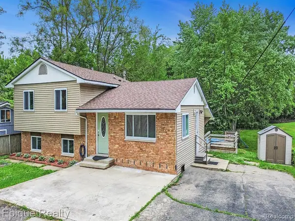 188 N Avery, Waterford, MI 