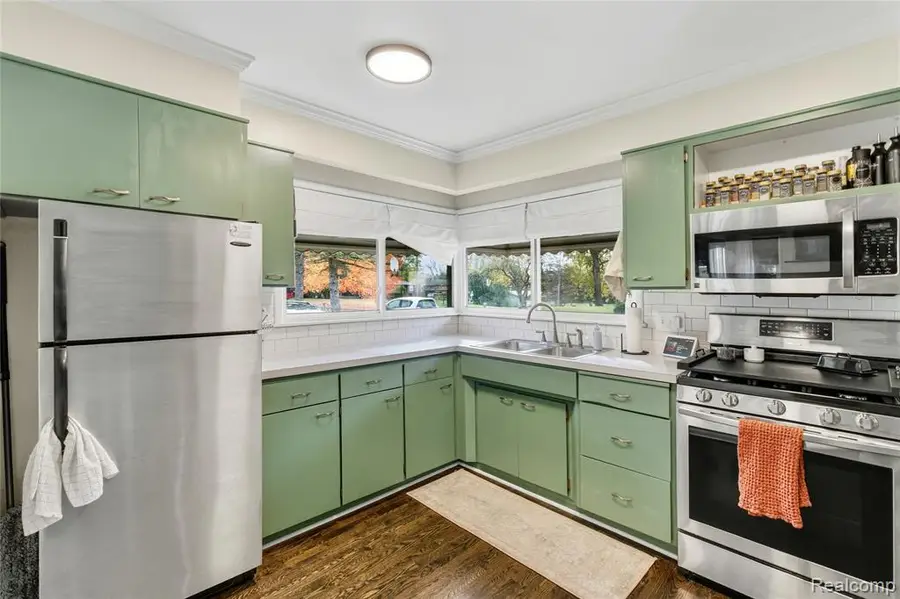 3413 Blue Lake, Flint, MI  - Image #3