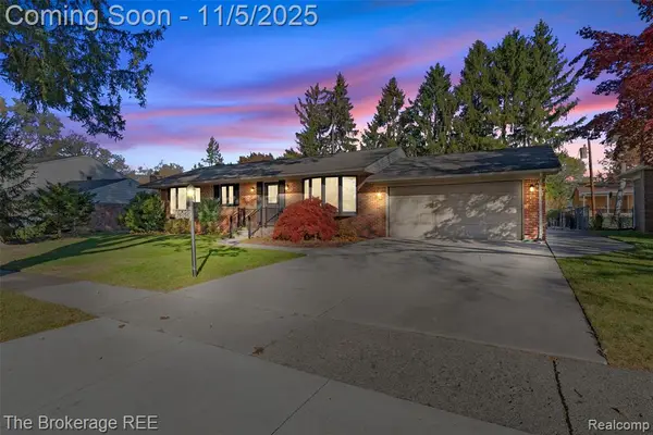 34356 Burton, Livonia, MI 