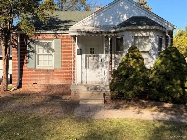 19397 Washtenaw, Harper Woods, MI 