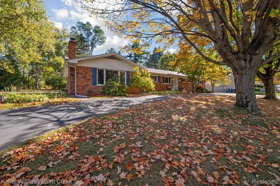 952 Dursley, Bloomfield Hills, MI  - Image #3