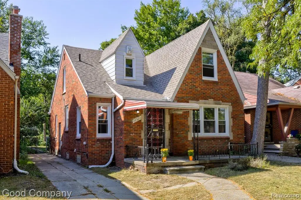 18501 Mendota, Detroit, MI  - #1