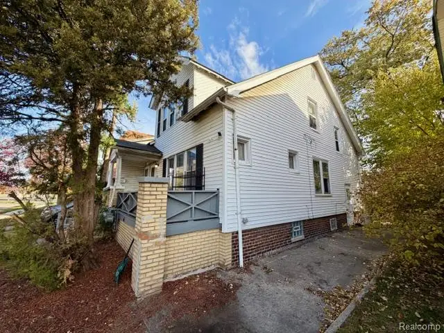 15378 Washburn, Detroit, MI  - #2