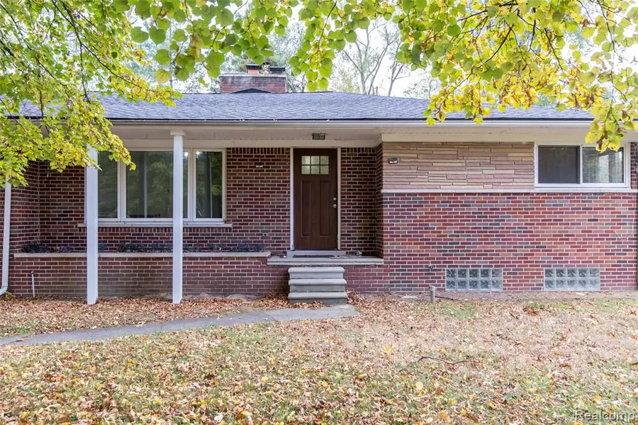 23999 Mcallister, Southfield, MI  - Image #3