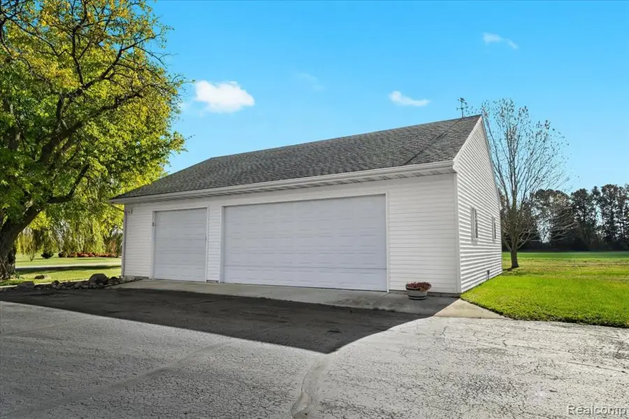 2795 N Burkhart, Howell, MI 48855 - #3