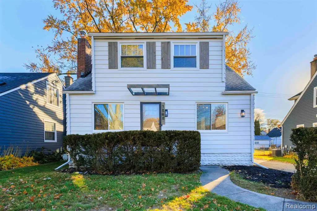 1868 Cass, Berkley, MI 48072 - #1